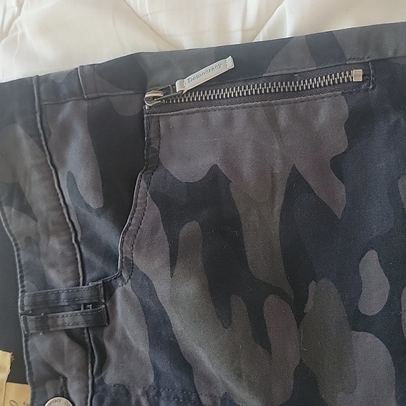 Democracy "AB" Technology Jeans - Picture 6 of 16